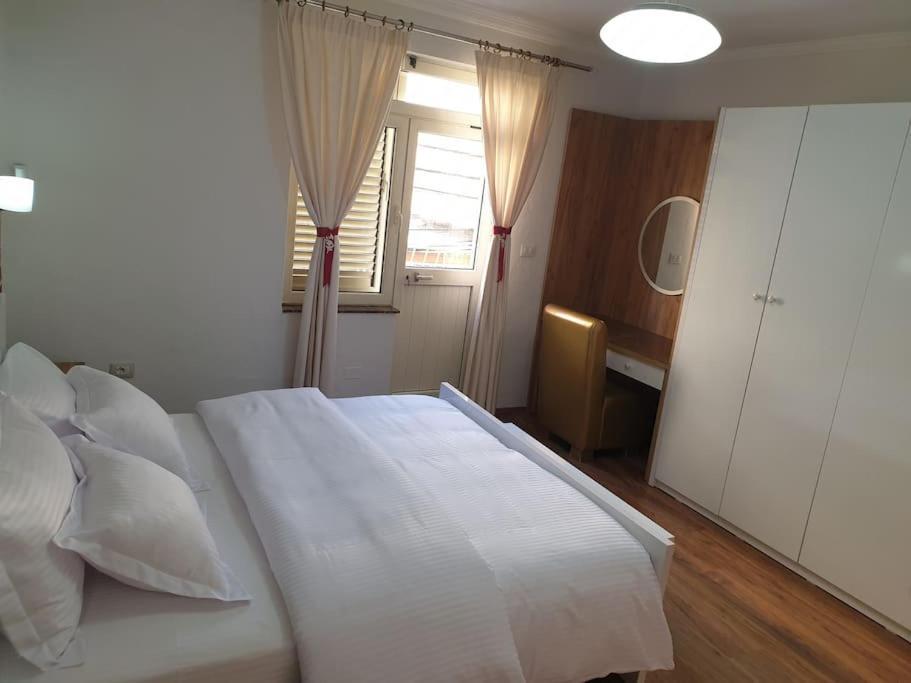 Shkodra 27 Center House Βίλα Εξωτερικό φωτογραφία