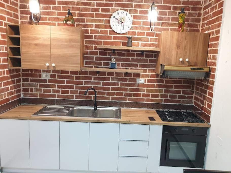 Shkodra 27 Center House Βίλα Εξωτερικό φωτογραφία